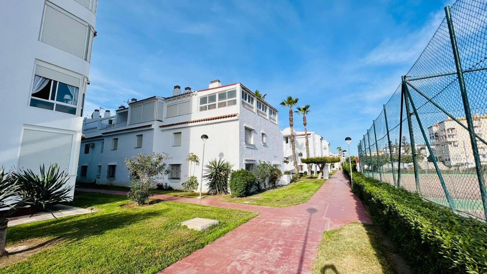 Apartamento Laguna Beach At Home Torrox Zewnętrze zdjęcie