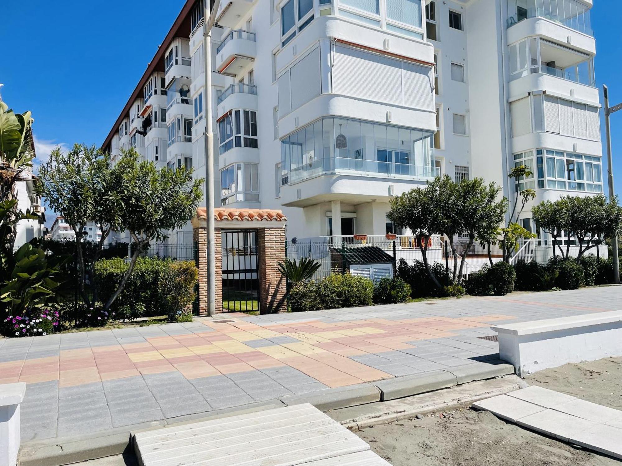 Apartamento Laguna Beach At Home Torrox Zewnętrze zdjęcie